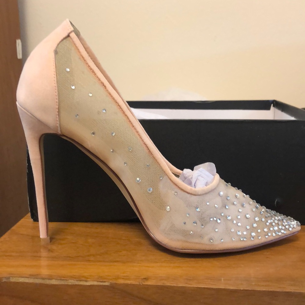 Women’s Rhinestone Studded Stiletto Mesh Pumps